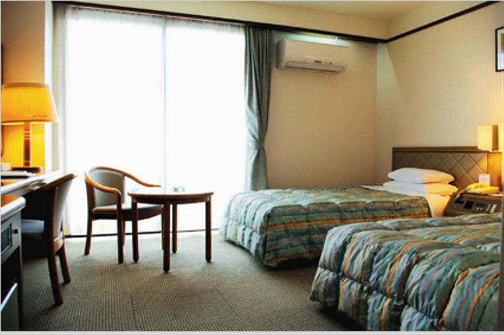 Hotel City Court Naha Oda fotoğraf